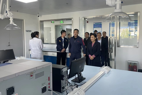 產(chǎn)學(xué)研中心參觀_副本.jpg 產(chǎn)學(xué)研中心參觀_副本.jpg