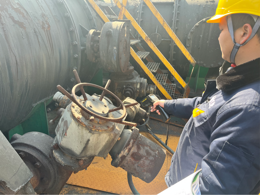 程紹斌測溫氣柜管道是否正常.png 程紹斌測溫氣柜管道是否正常.png