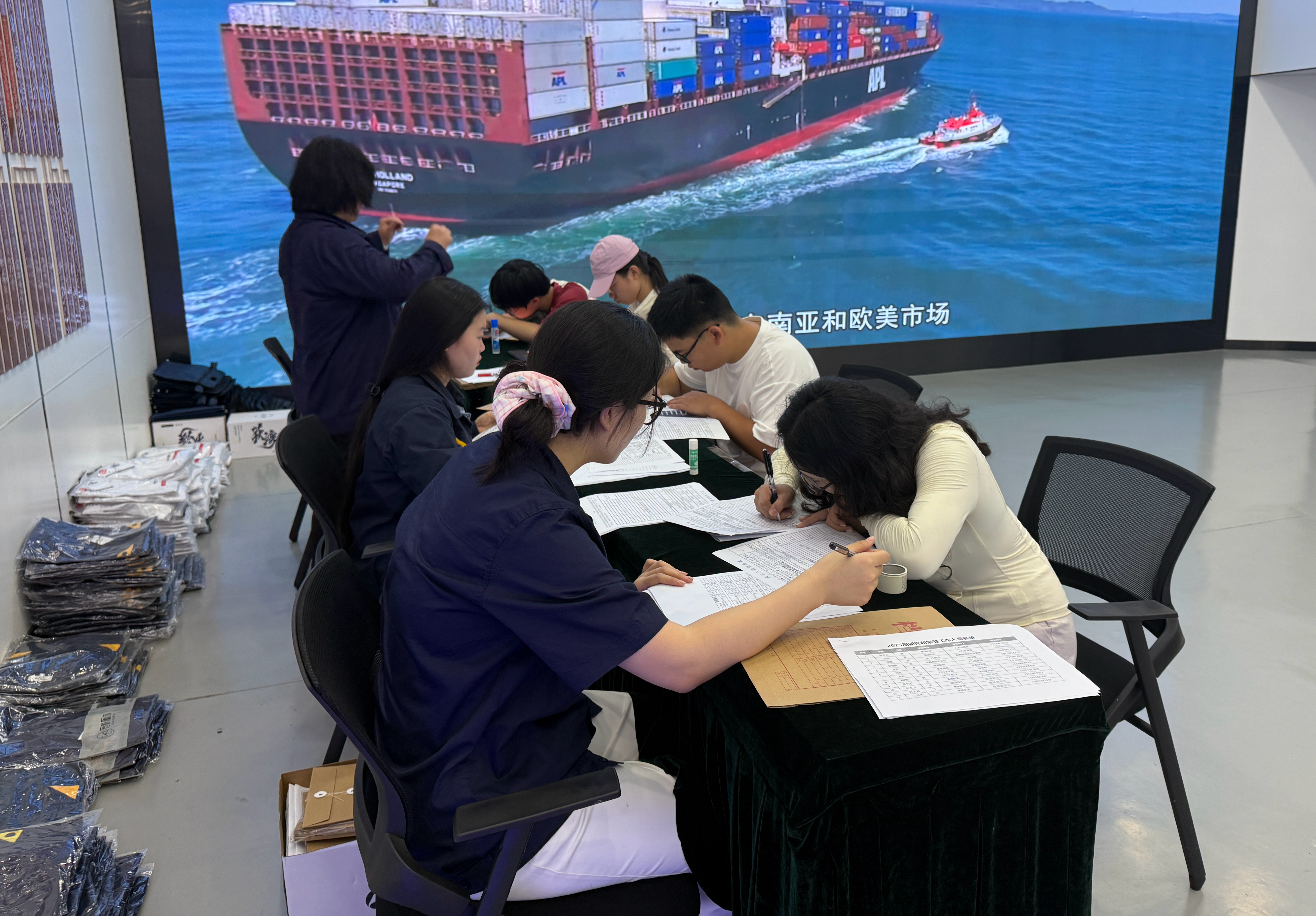 圖4 “星秀”入職現(xiàn)場.jpg